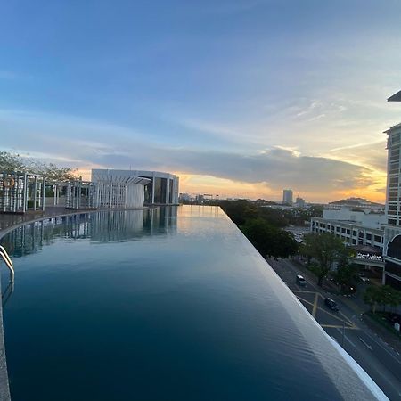 Jsadli Suite Troika Residence Kota Bharu Kültér fotó