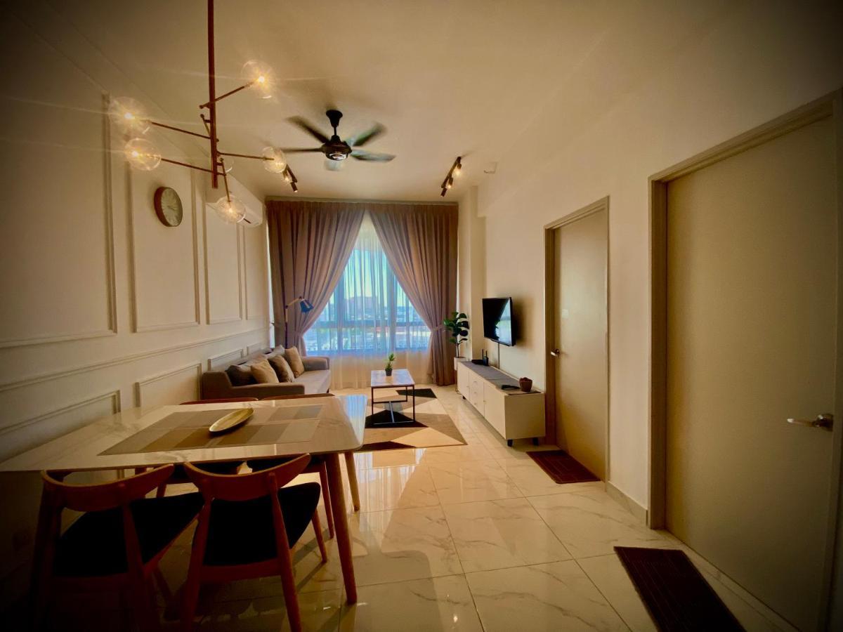 Jsadli Suite Troika Residence Kota Bharu Kültér fotó