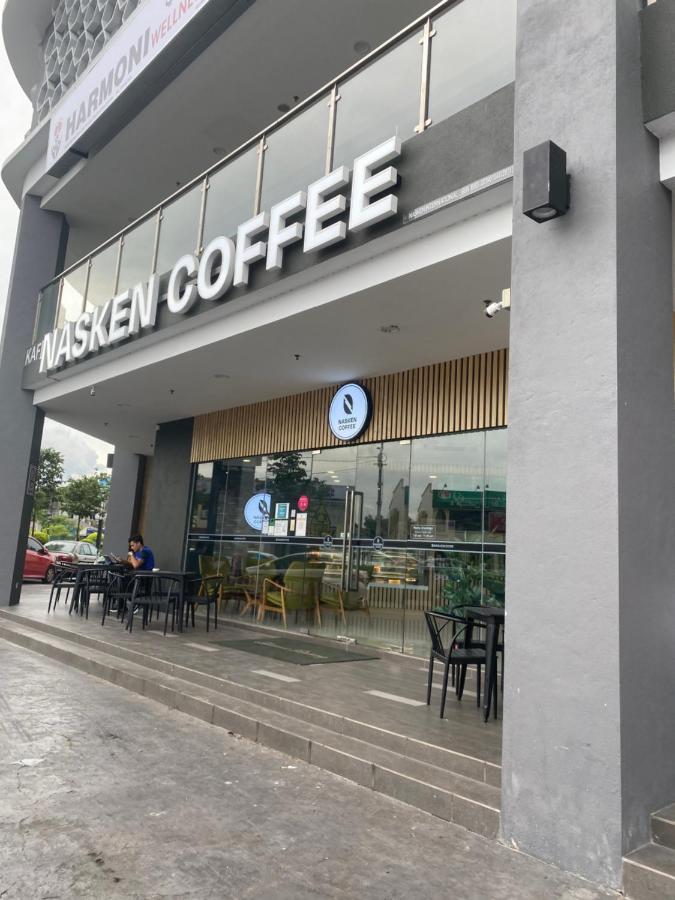 Jsadli Suite Troika Residence Kota Bharu Kültér fotó