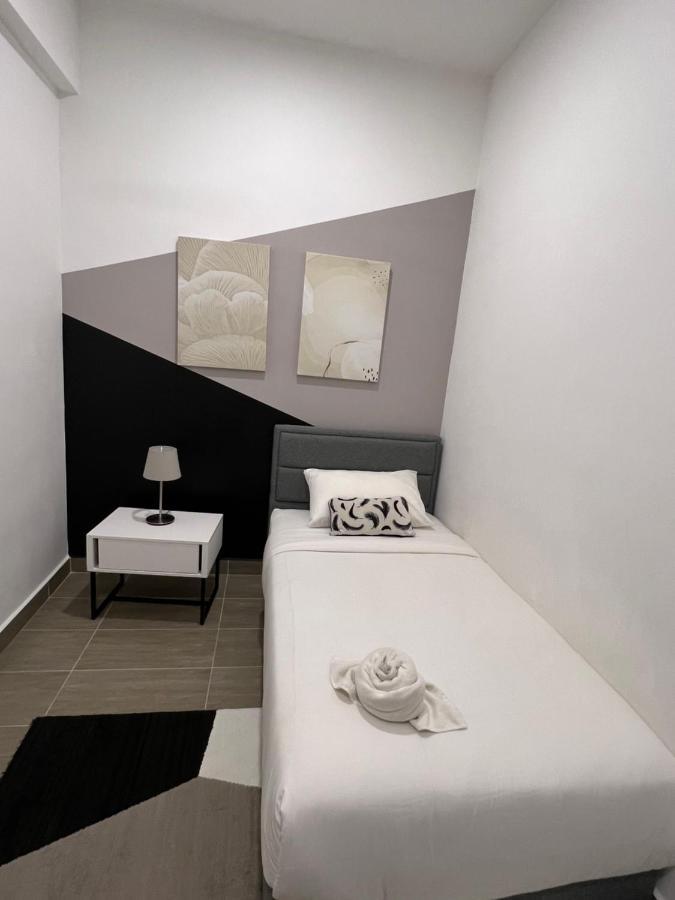 Jsadli Suite Troika Residence Kota Bharu Kültér fotó